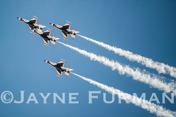 F-16 USAF Thunderbirds - Aviation Nation 2012