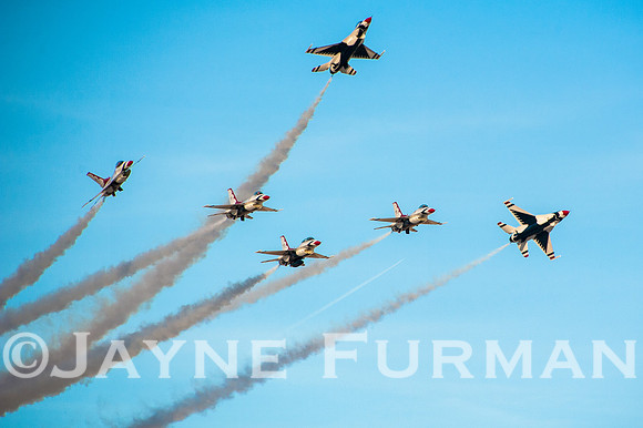 F-16 USAF Thunderbirds - Aviation Nation 2012