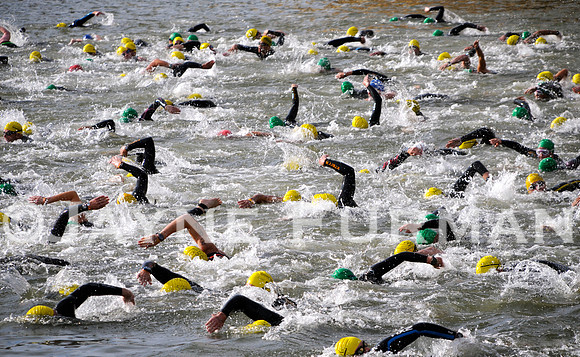 Lesson here:  Don't be a middle of the pack swimmer !